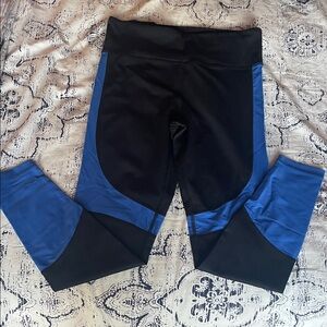 New Alala Vamp blue and black leggings - NWOT - athleisure gym yoga Pilates